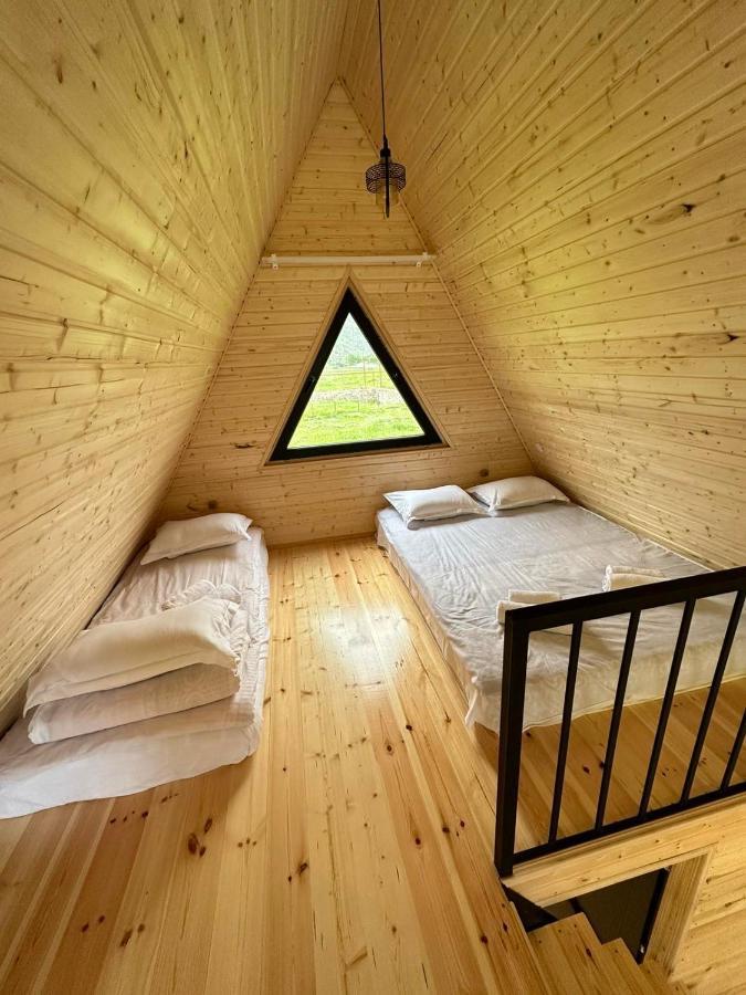 Thomas' Hut Apartment Stepantsminda Exterior photo